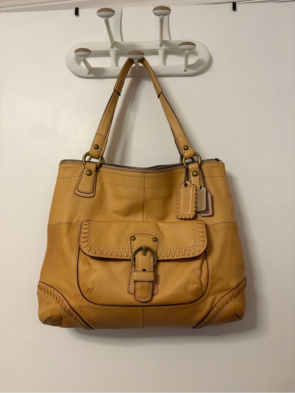 Y2K Authentic Coach SoHo Poppy whipstitch Natural leather